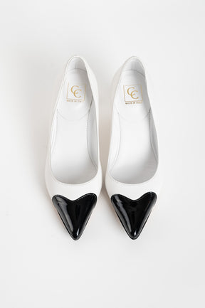 Pointy Pump Heart | Pearl White Nappa Leather & Black Patent
