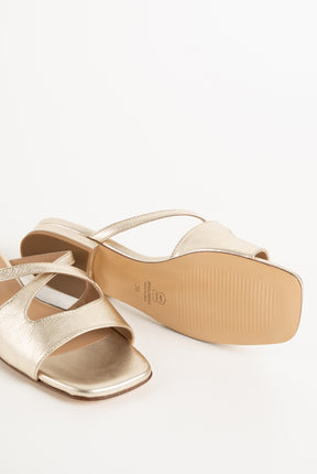 Twisted Sandal Lara | Platino Nappa Leather