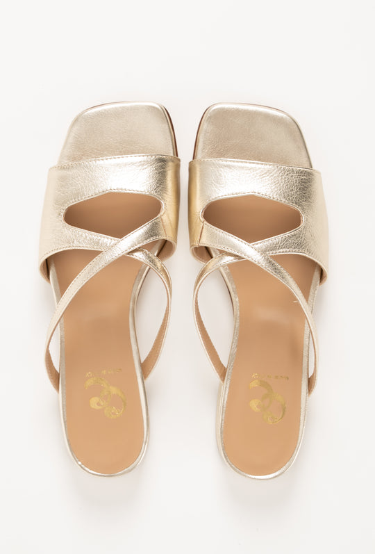 Twisted Sandal Lara | Platino Nappa Leather