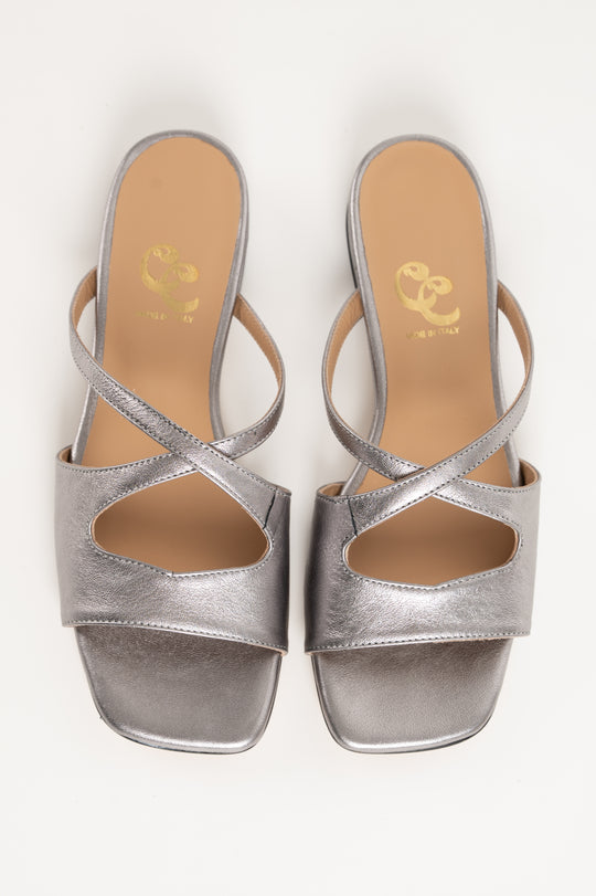 Twisted Sandal Lara | Silver Nappa Leather