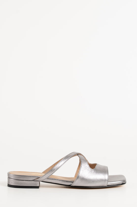 Twisted Sandal Lara | Silver Nappa Leather