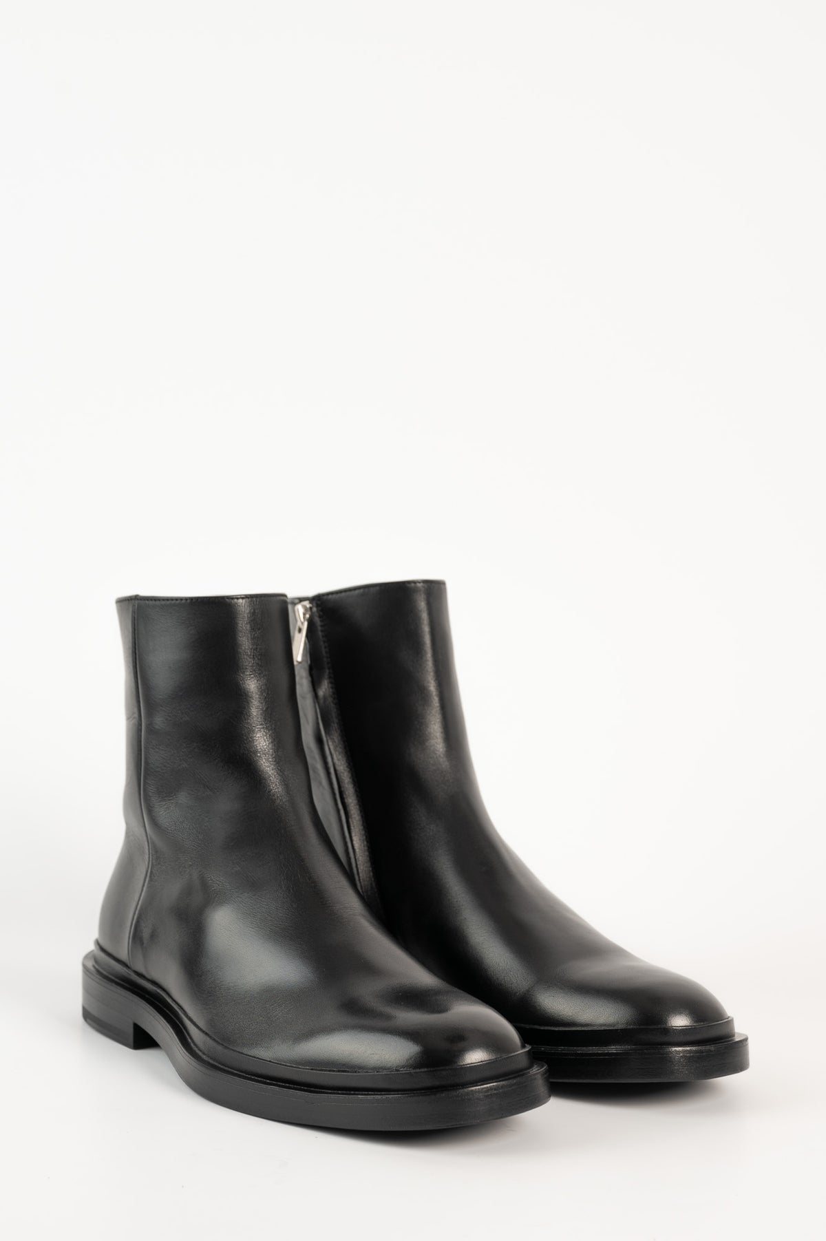 Boot Concrete 011 | Black Calf Leather