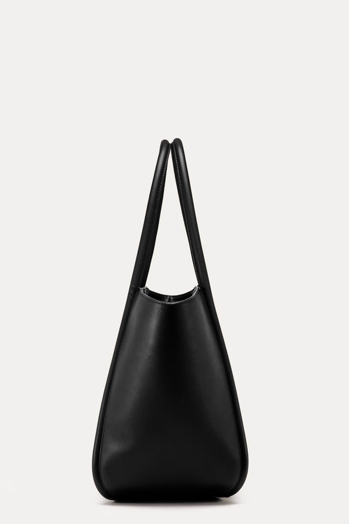 Shoulder Bag Cabala 010 | Black Leather