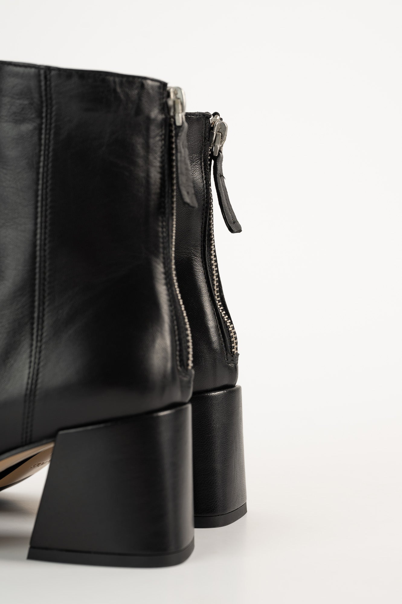 Ankle Boot Ally 012 | Black Leather
