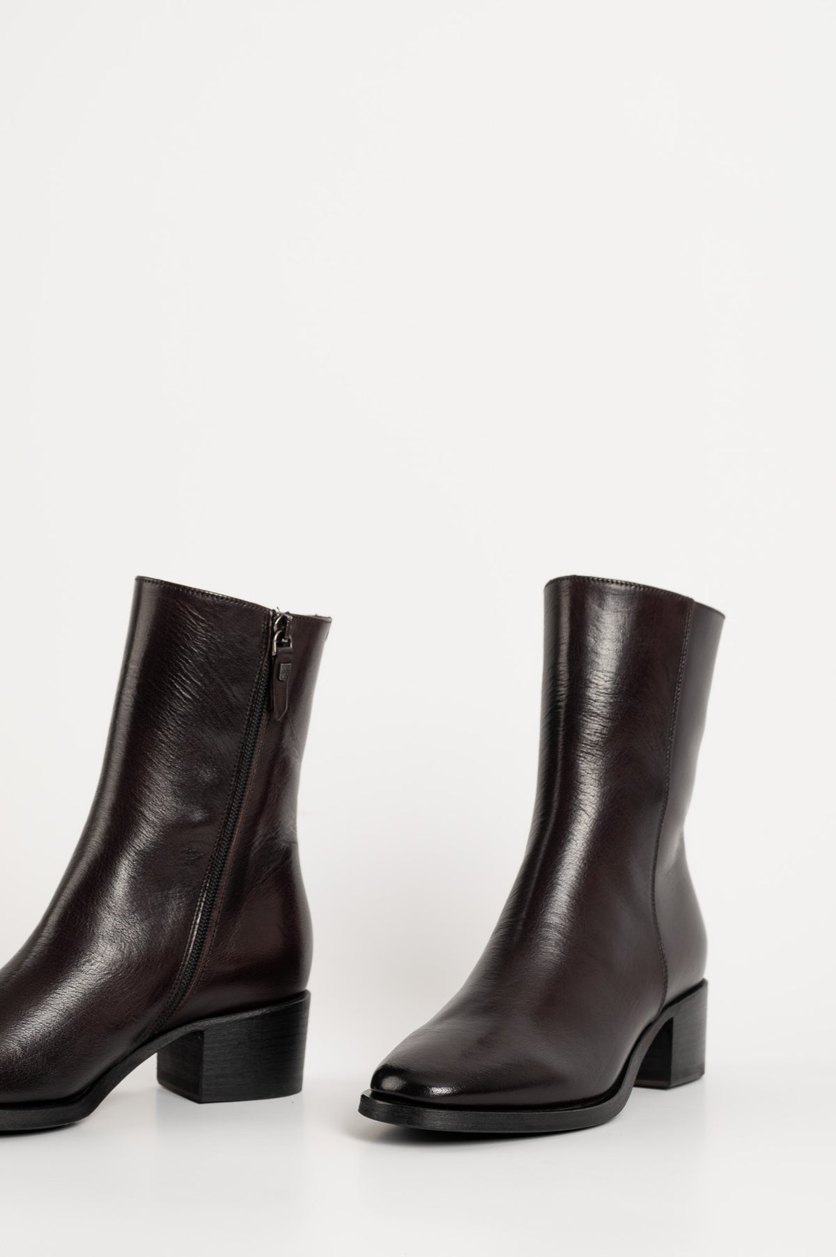 Boots Nibs 089 | Dark brown Leather