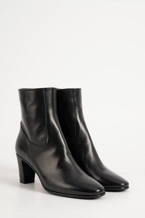 Boots Nibs 230 | Black Leather