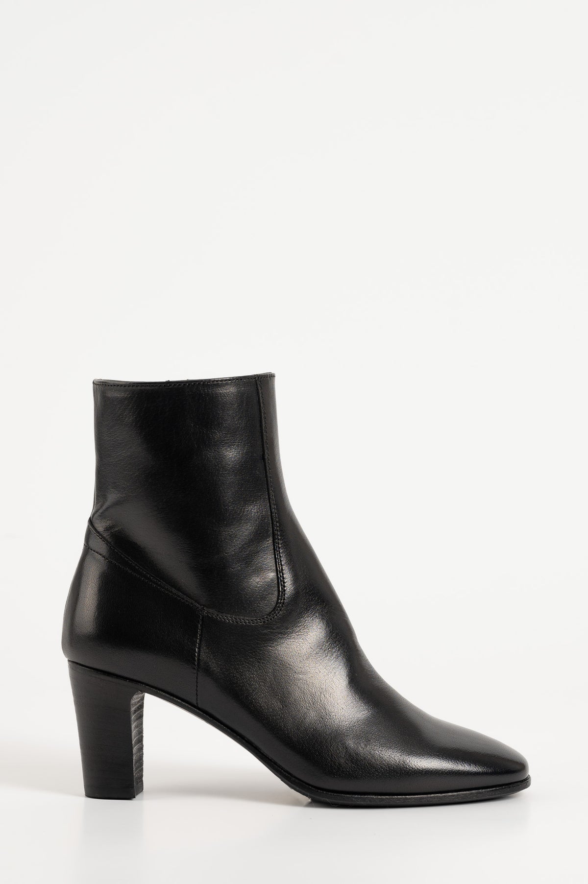 Boots Nibs 230 | Black Leather