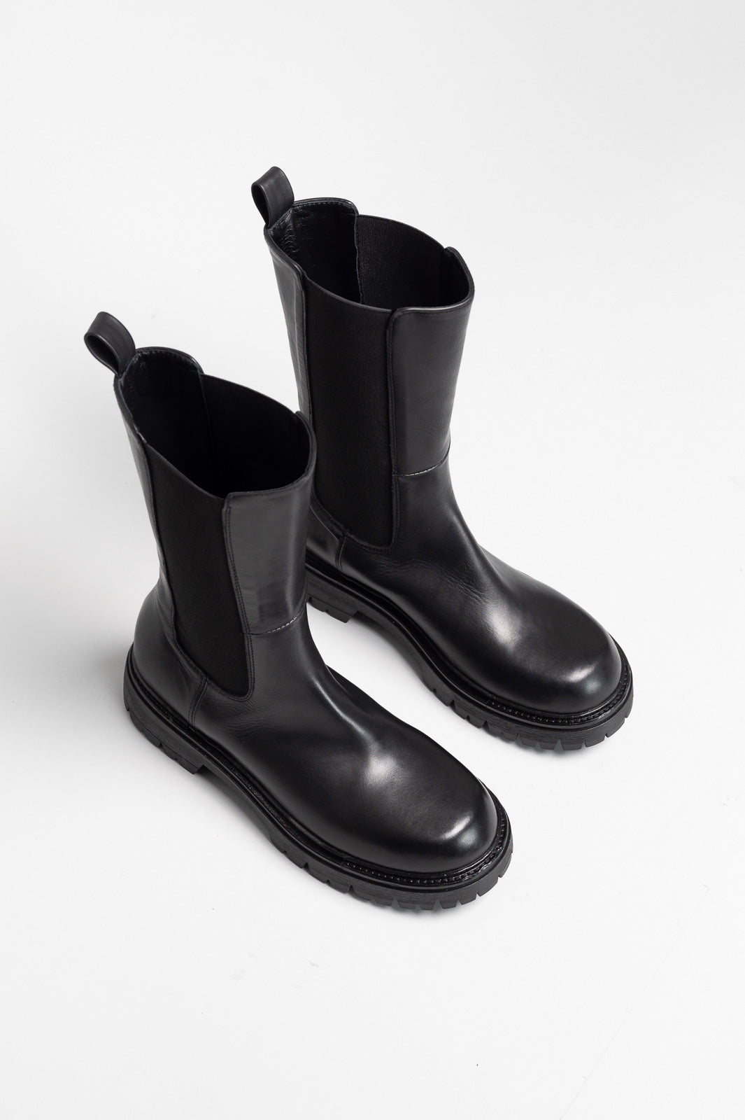 Chelsea Boot Truck | Graphite Black Calf Leather