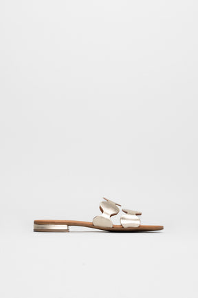 Flat Sandal Wave | Shiny Platino Calf Leather
