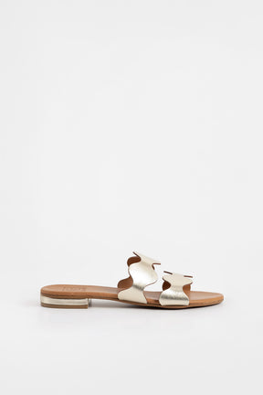 Flat Sandal Wave | Shiny Platino Calf Leather