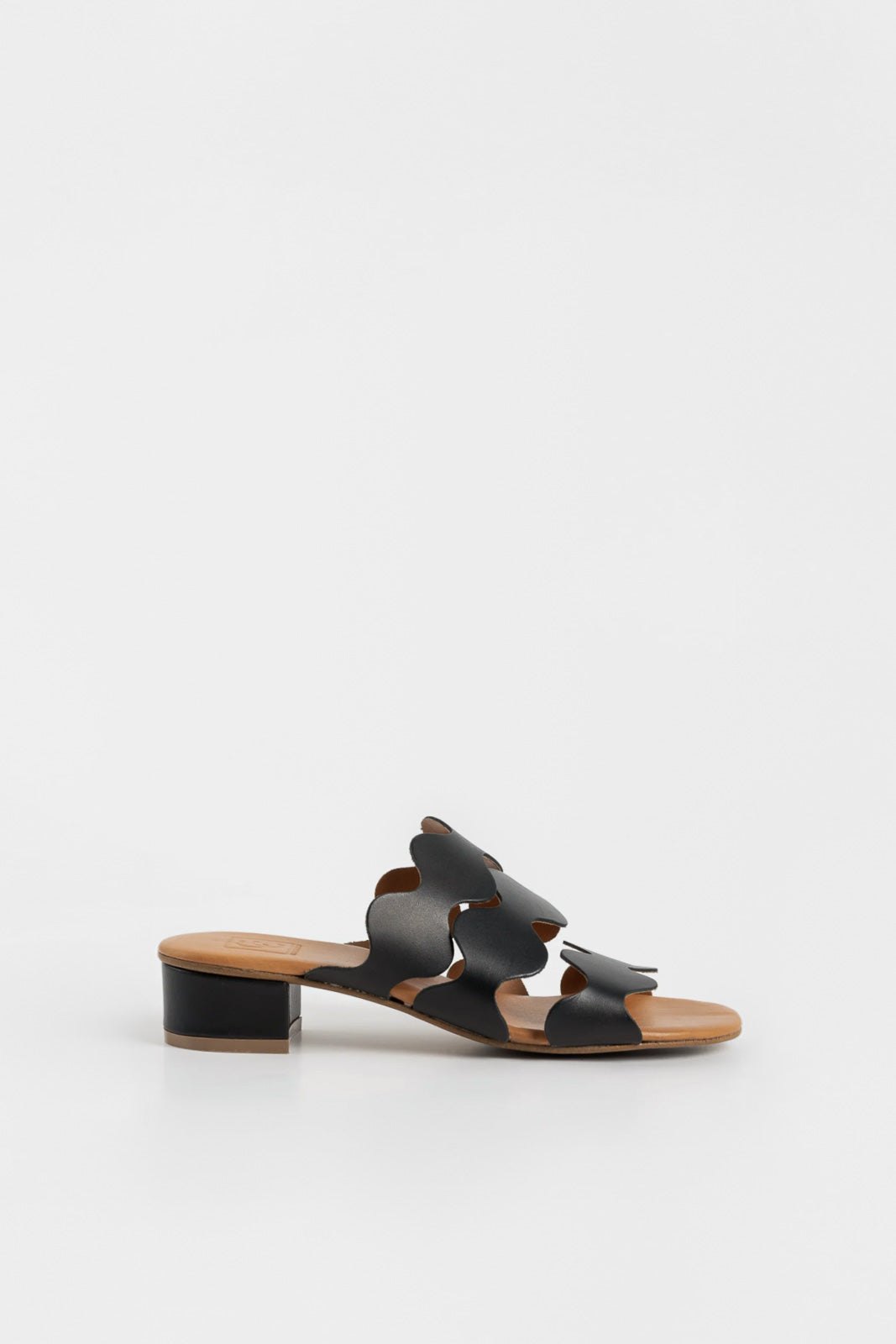 Heeled Sandal Wave | Black Calf Leather