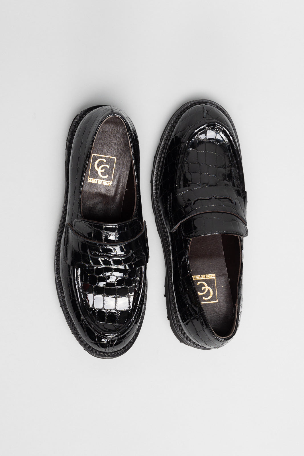 Platform Loafer Gaia | Midnight Black Croc-Embossed Leather