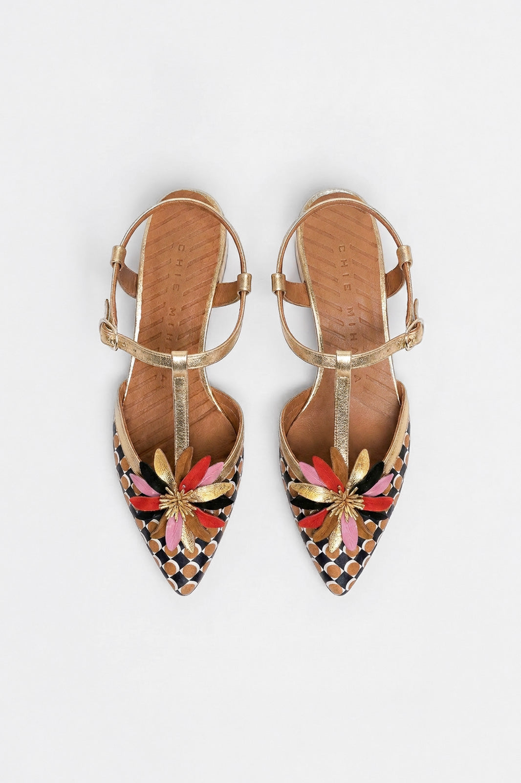T-Strap Pump Heleni | Decorative Pattern Calf Leather