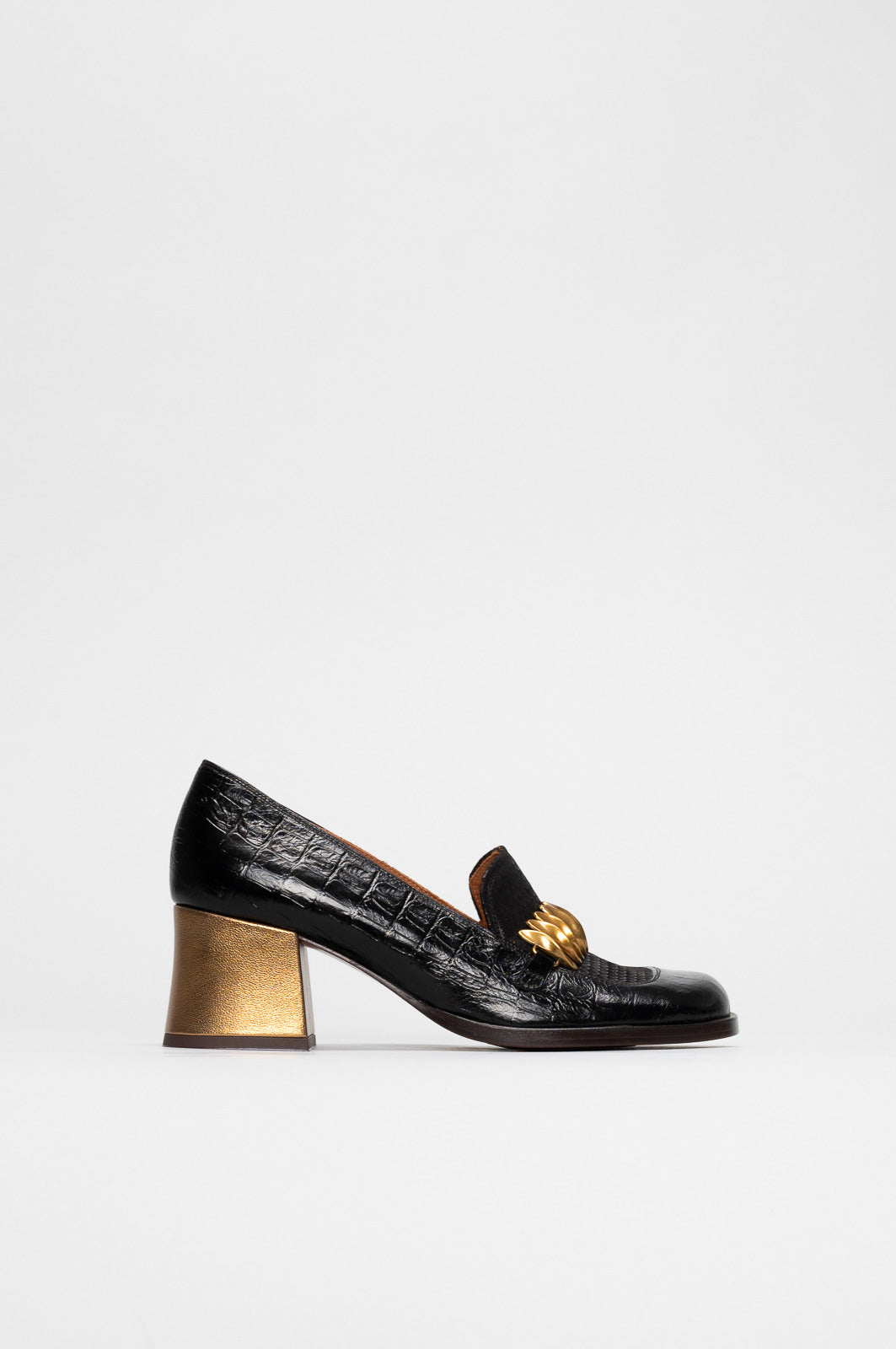 Heeled Loafer Pump Tibro | Deep Black Croc-Embossed Leather