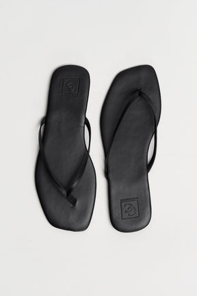Thong Sandal Lila | Deep Black Calf Leather