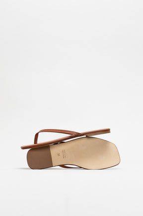 Thong Sandal Lila | Maple Brown Calf Leather