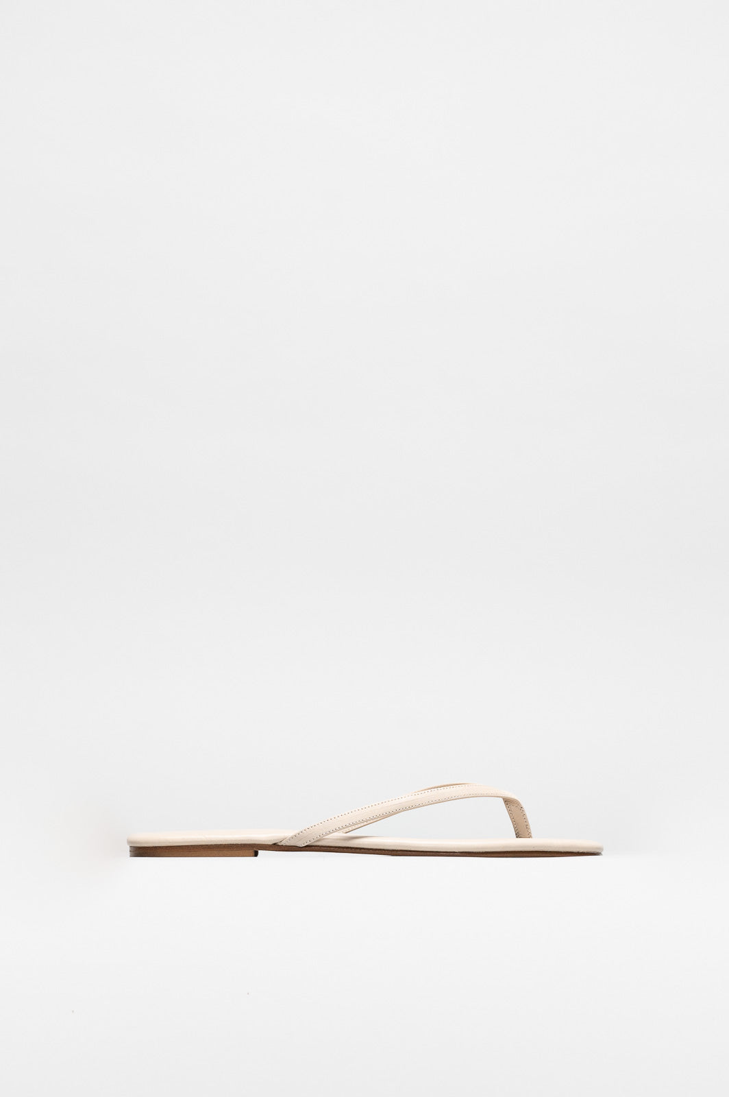 Thong Sandal Lila | Wheat Beige Calf Leather