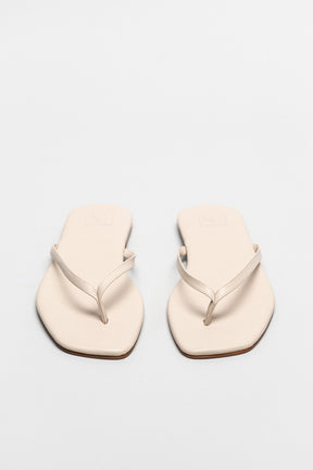 Thong Sandal Lila | Wheat Beige Calf Leather