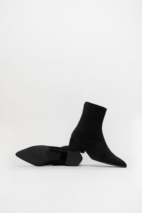 Heeled Boot Diva | Deep Black Suede