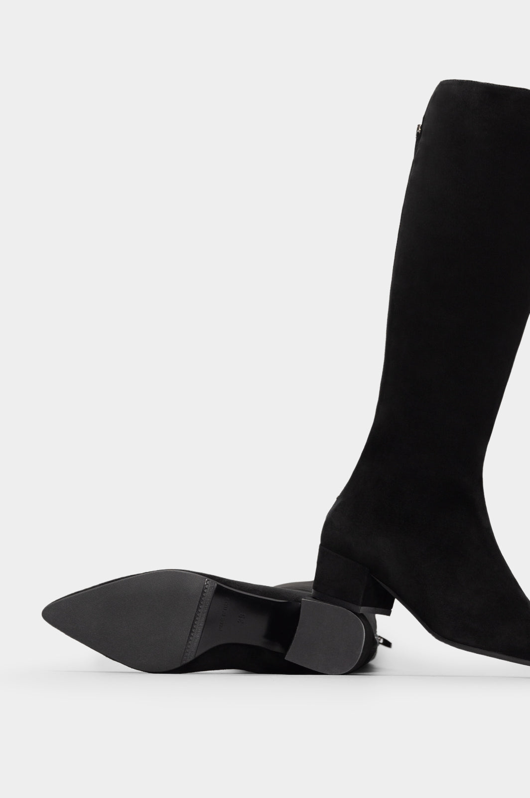 High Boot Diva | Deep Black Suede