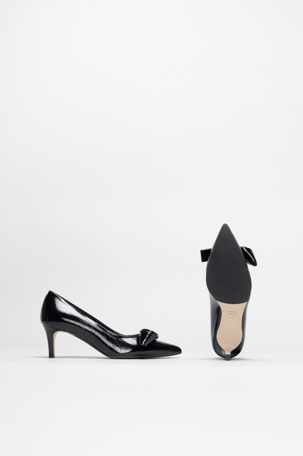 Bow Pump Tela | Black Crinkled Patent Nappa