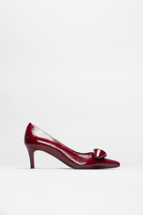 Bow Pump Tela | Cherry Crinkled Patent Nappa