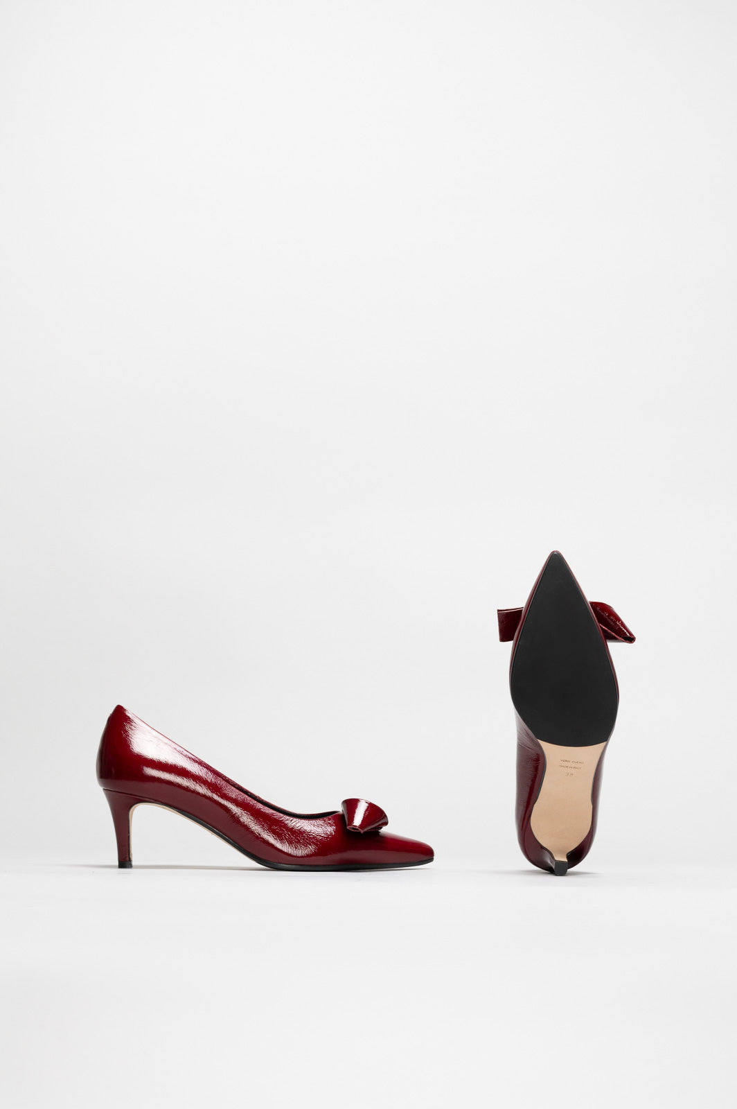 Bow Pump Tela | Cherry Crinkled Patent Nappa
