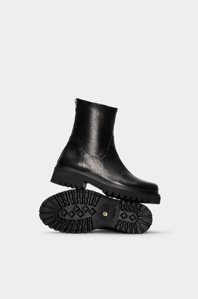 Zip Boot Dallas | Deep Black Calf Leather