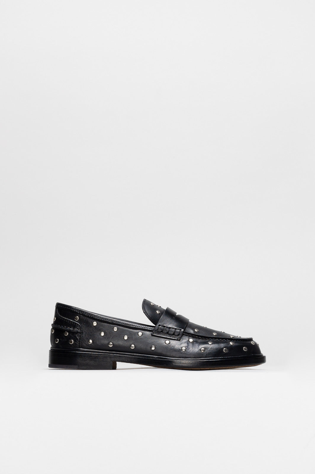 Penny Loafer Pia Studs | Black Calf Leather