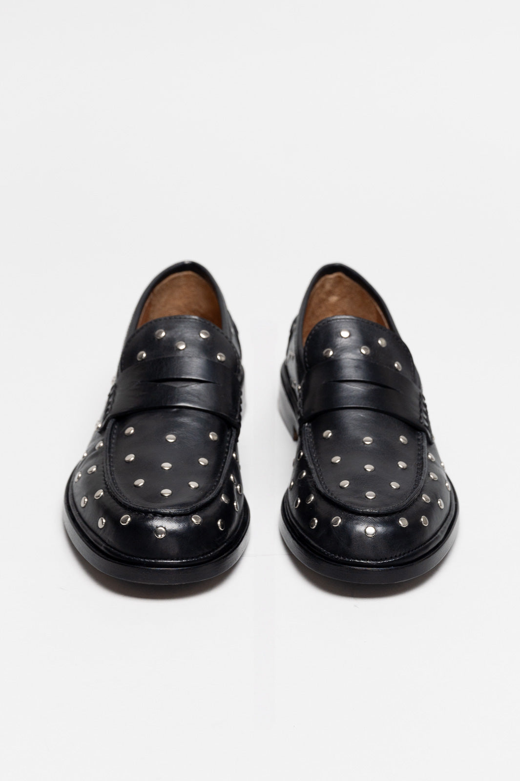 Penny Loafer Pia Studs | Black Calf Leather