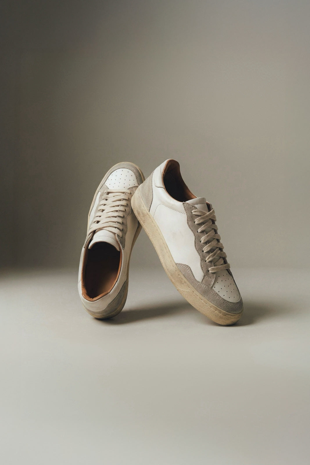Signature Sneaker | Vintage White Calf Leather & Suede