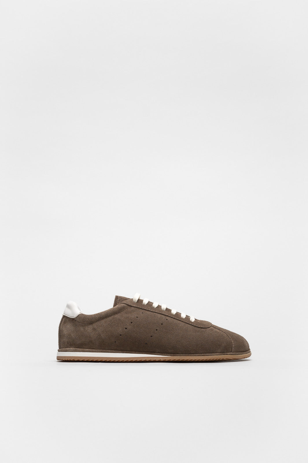 Minimal Sneaker Consuelo | Mud Brown Soft Suede