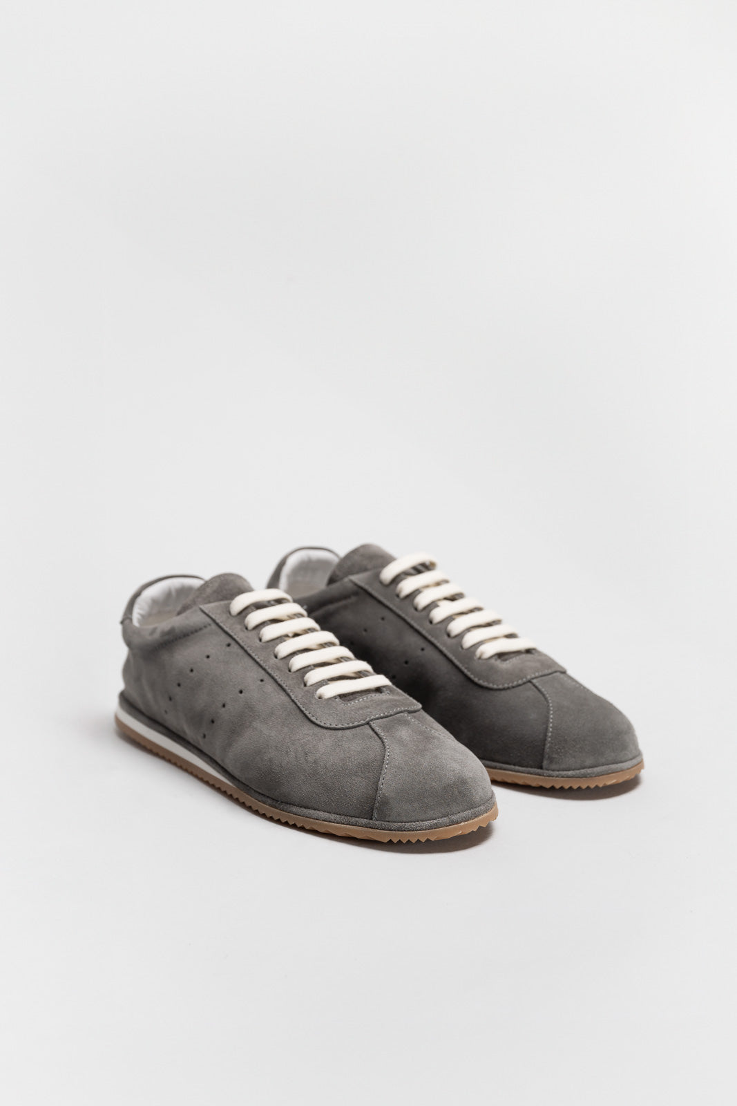 Minimal Sneaker Consuelo | Ash Grey Soft Suede