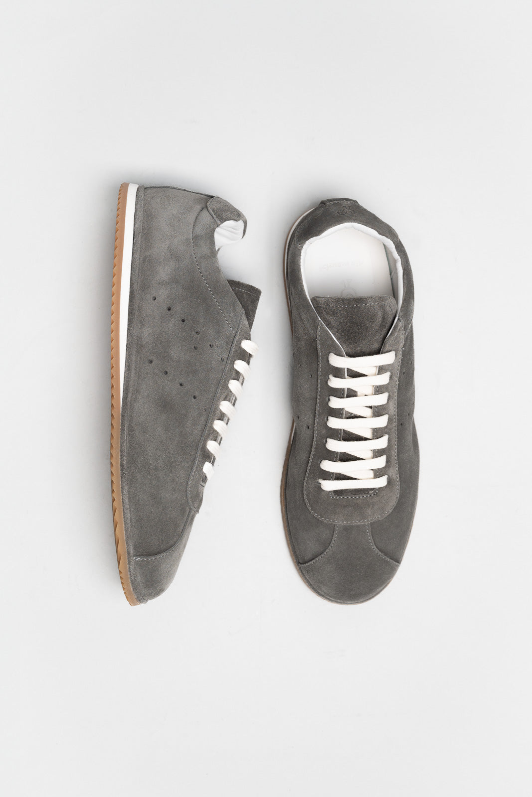 Minimal Sneaker Consuelo | Ash Grey Soft Suede