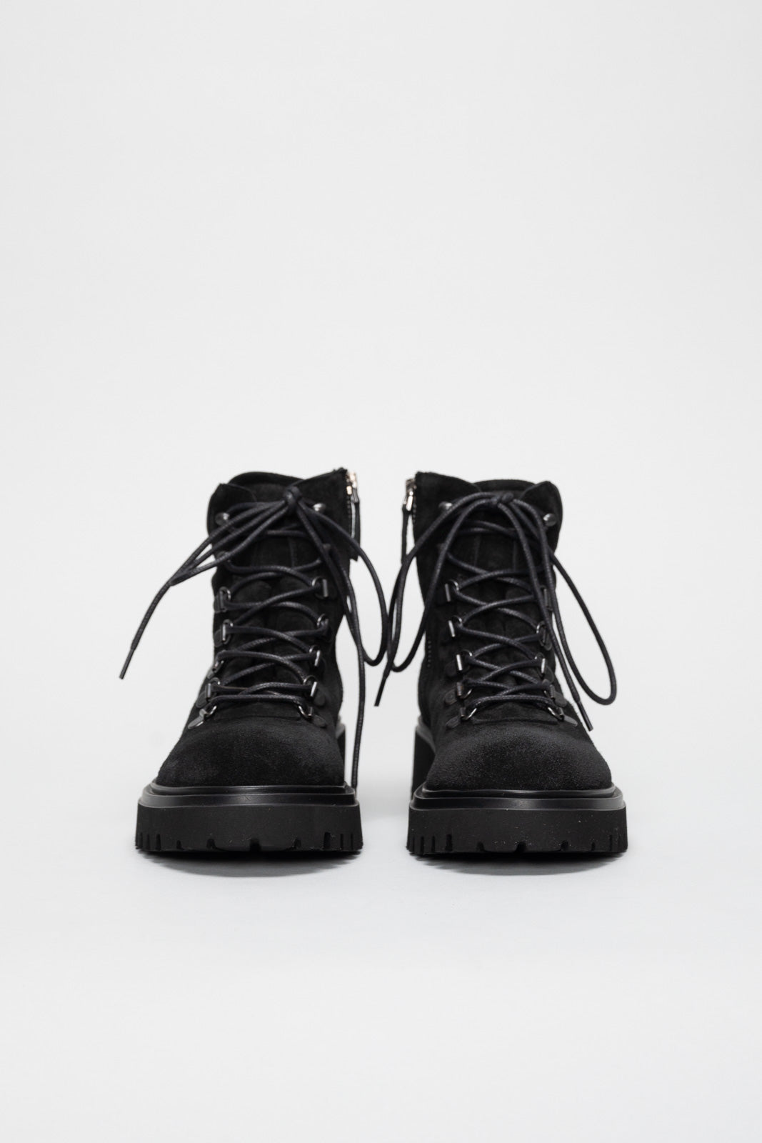 Lace-Up Boot Hermine | Off-Black Calf Suede