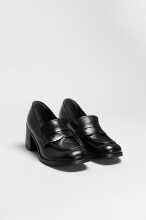 Heeled Loafer Mocassino | Rustic Black Calf Leather