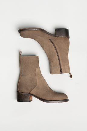 Heeled Boot Arizona | Clay Taupe Vintage Suede