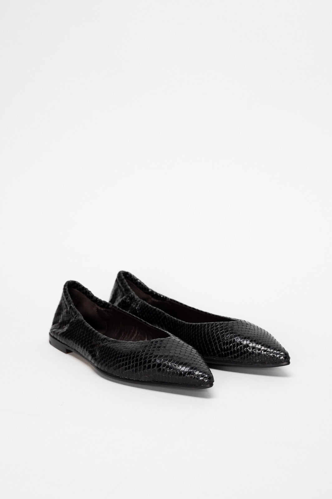 Ballet Flat Ingrid | Black Python-Embossed Leather