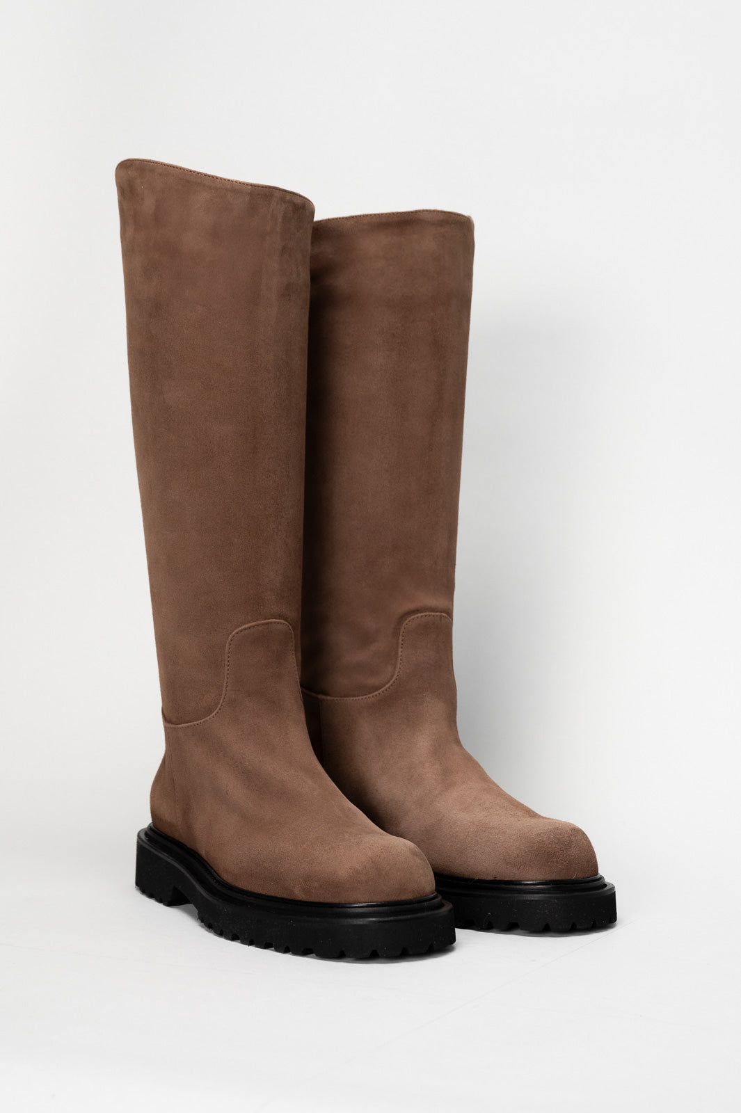 Pull-On High Boot Beth | Tobacco Brown Soft Suede