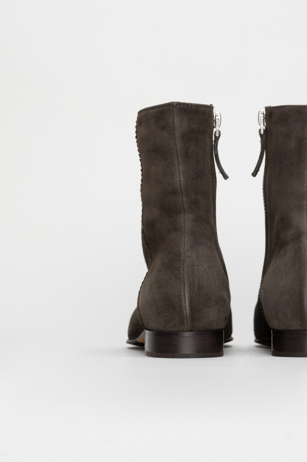Zip Boot Zoe | Pebble Grey Soft Suede