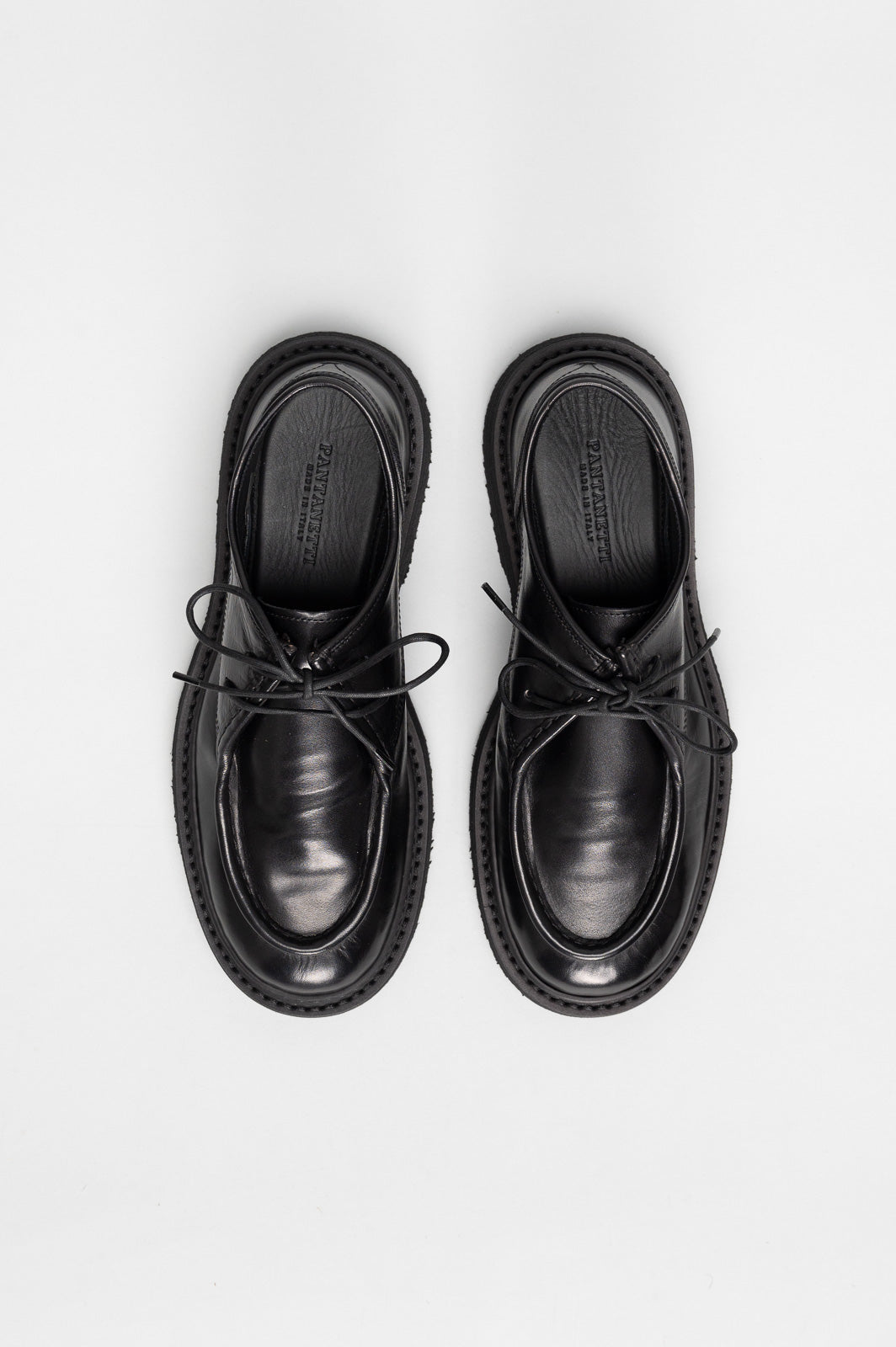 Lace-Up Shoe Cleo | Deep Black Calf Leather