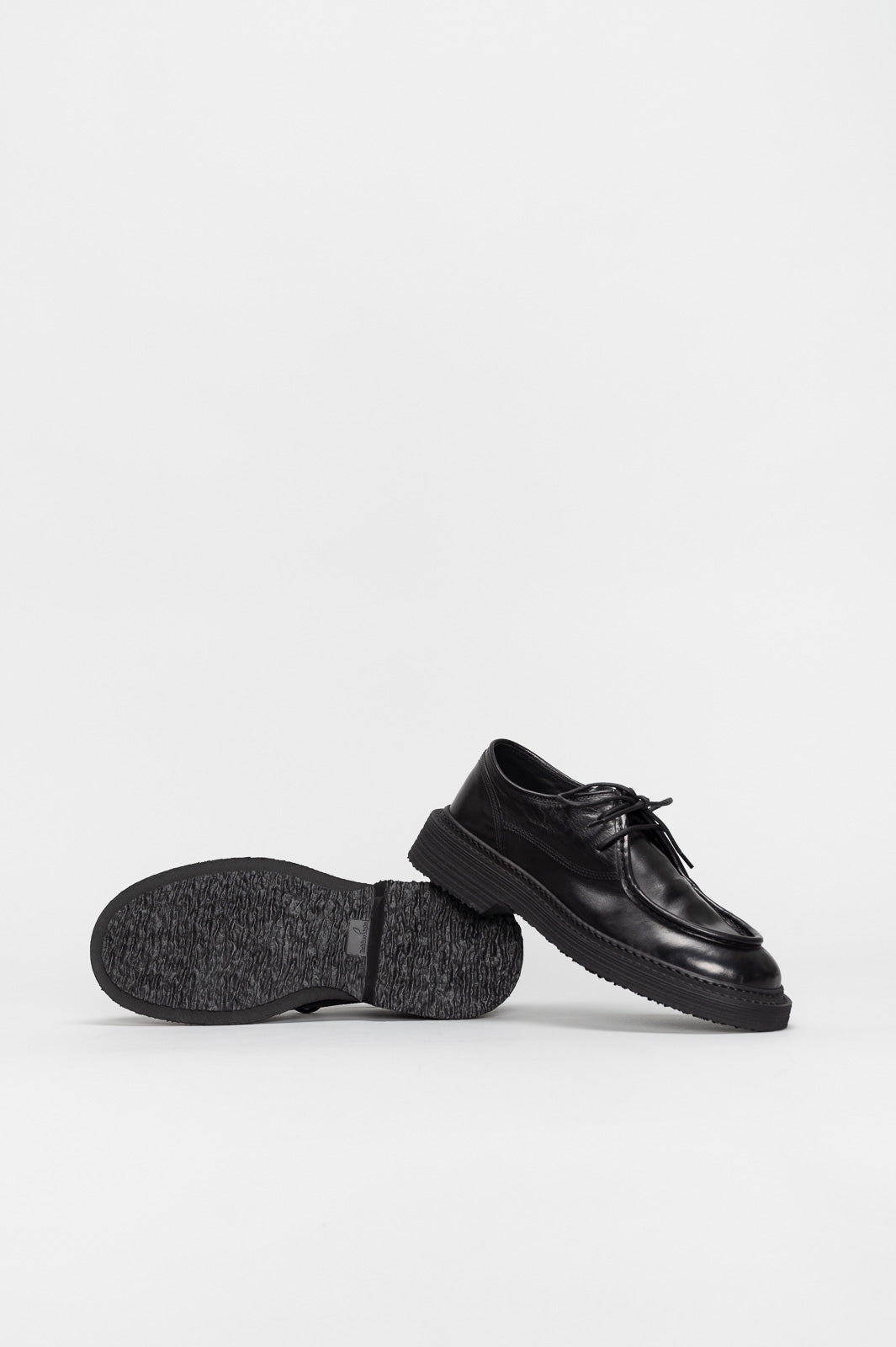 Lace-Up Shoe Cleo | Deep Black Calf Leather