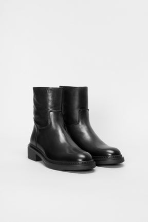 Zipper Boot Moplene | Deep Black Calf Leather