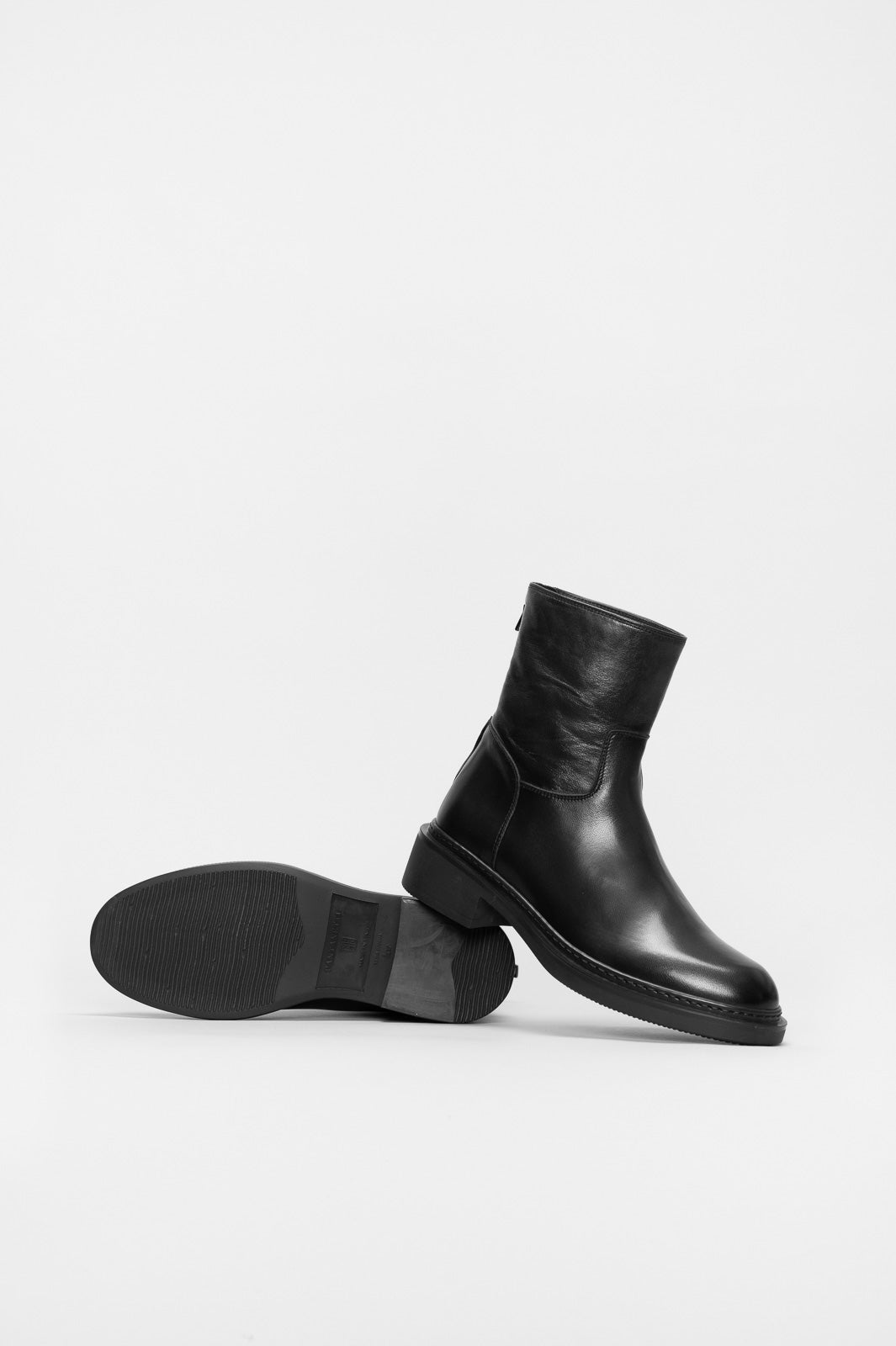 Zipper Boot Moplene | Deep Black Calf Leather