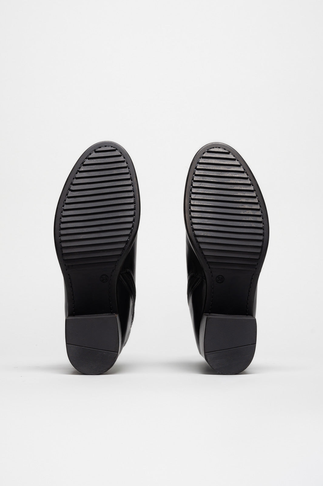 Heeled Boot Layla | Black Calf Leather