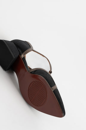 T-Strap Pump Hidrow 047 | Black Patent Suede