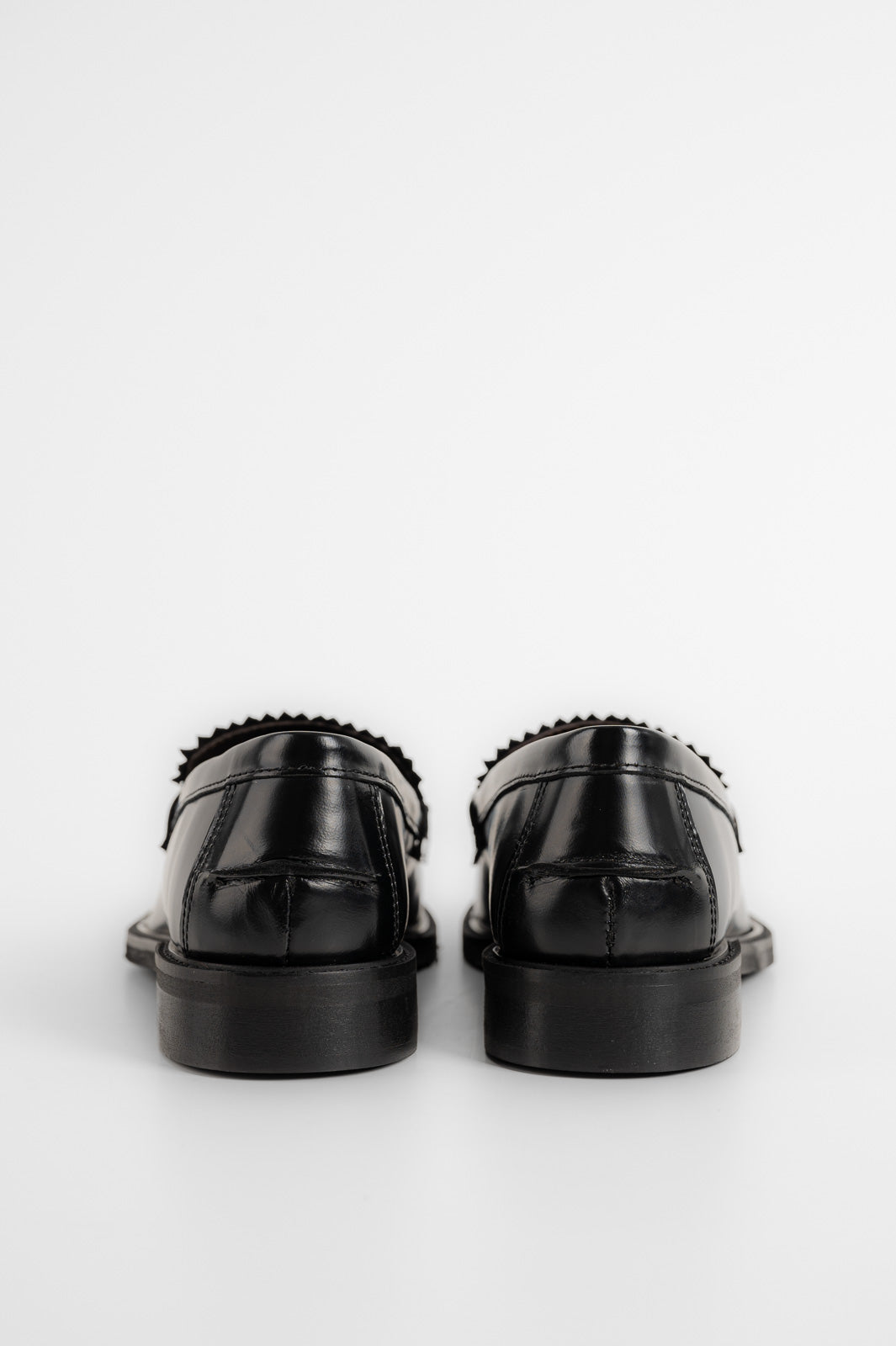 Penny Loafer Zina | Black Abrasivato Leather