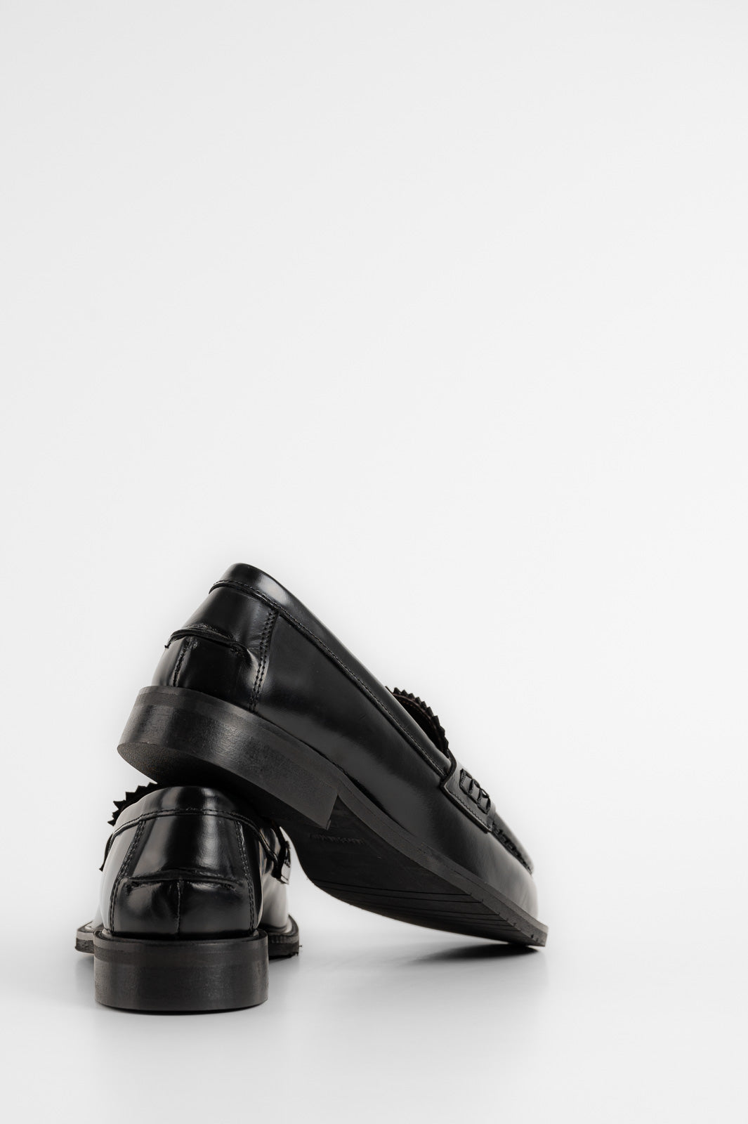 Penny Loafer Zina | Black Abrasivato Leather