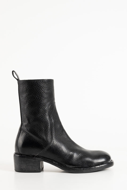 Heeled Boot Arizona | Grained Black Calf Leather