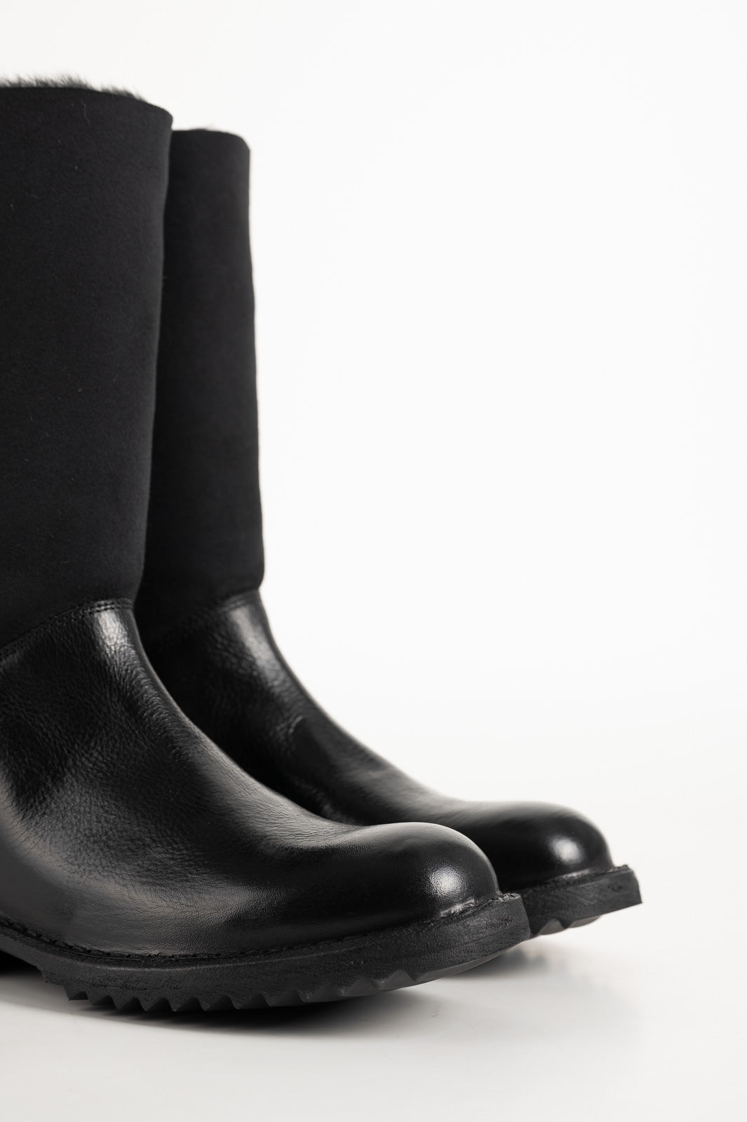 Zip Boot Kobe | Raw Black Calf Leather